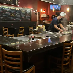 Hibachi grill