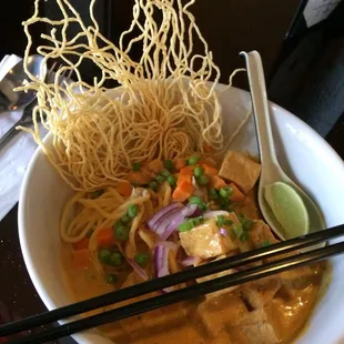 Kai Soi Curry