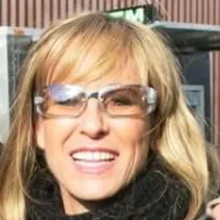 Deb C.