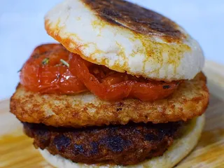 Clutch Handheld Breakfast