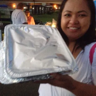 Who serves plate lunch in a tin foil?!! They do!' Lol