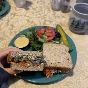 Mushroom sandwich