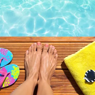 Isn&apos;t it time you soaked up some sun?  Enjoy the refreshing pool at Aspen Place Apartments!