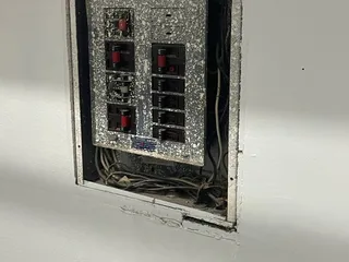 North Shore Apartments