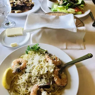 Sliced New York Steak Salad