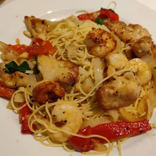 Chicken & Shrimp Sweet Basil