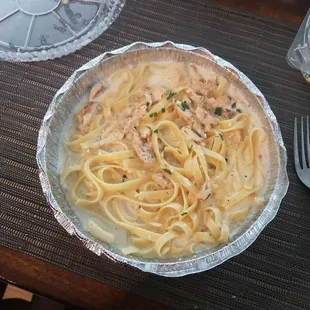 Fettuccine Alfredo +chicken