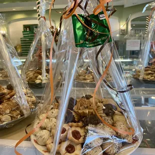 Pretty platter of assorted cookies.