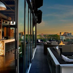 Assembly features all-weather and open-air lounge areas atop The Logan, Philadelphia&apos;s Hotel, overlooking the Benjamin Frankl...