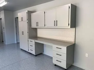 Manny's Organization Station