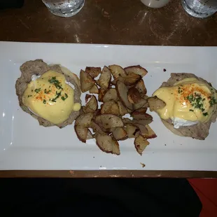 Eggs Benedict