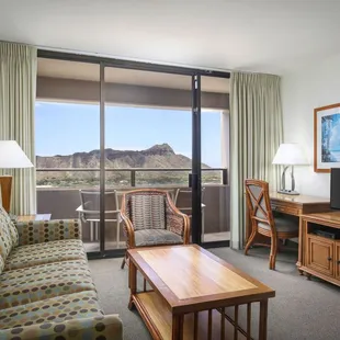 Aston Waikiki Sunset - 2-Bedroom 1-Bath Ocean View