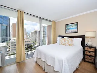 Marine Surf Waikiki Hotel