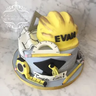 Construction/Engineering graduation Cake