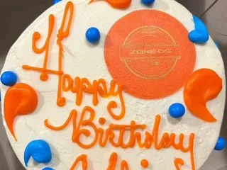Cake's Amore