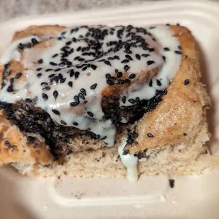 black sesame roll