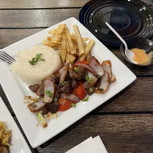 Lomo Saltado