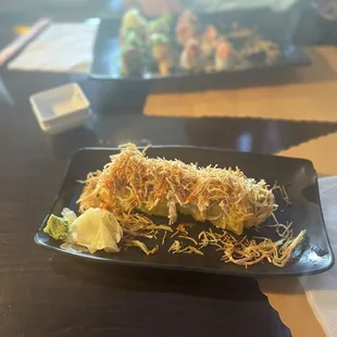Lion King Roll (sushi)