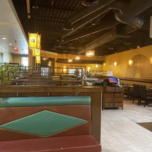 Seated area. Hibachi area not pictured
