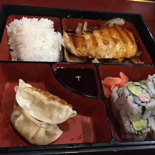 salmon bento box