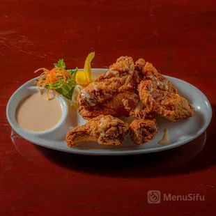 chicken wings and fried chicken, bbq chicken, fried chicken wings, chicken, bbq wings, chicken wings, fried chicken, poultry, food