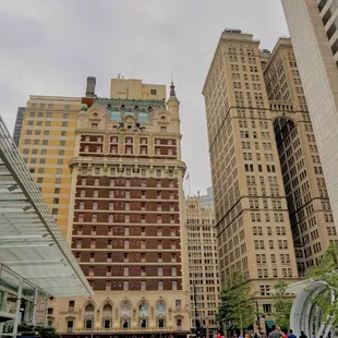 AT&amp;T Discovery District plaza