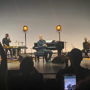 Ludo and other talented musicians