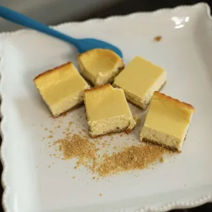 Cheesecake bars
