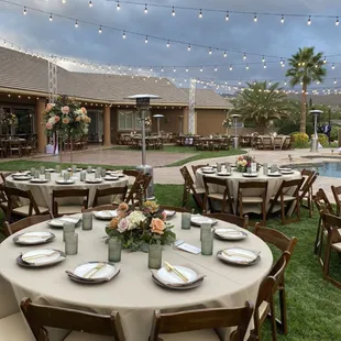 Backyard flip wedding with 300 guests