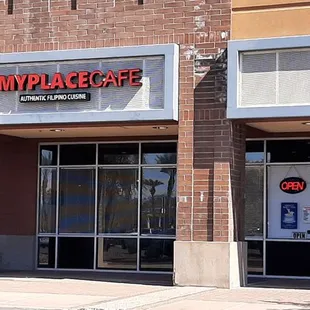 Amazing authentic filipino restaurant