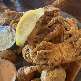 Fried soft shell crabs