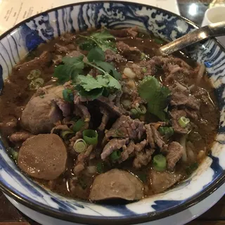 L-Beef Noodle Soup