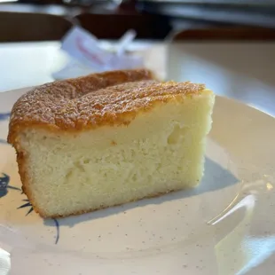 butter mochi cake was delicious! Highly recommend.