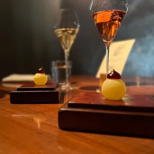 Phenomenal Amuse bouche  Kir Royale - Champagne &amp; Crme de Cassis