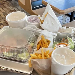 Harden salad and horchata water