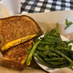 Grilled Pimento Cheese Sandwich