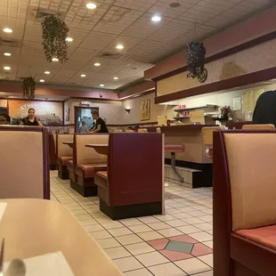 sushi and sashimi, interior