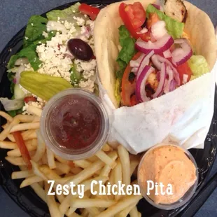 Zesty Chicken Pita