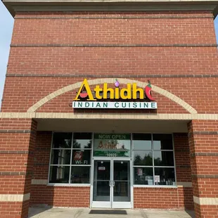 Indoor and outdoor seating
 
 Dine-In, Carry-out and Catering
