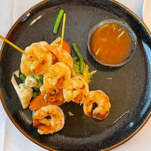 Tiger prawns and tamarind sauce
