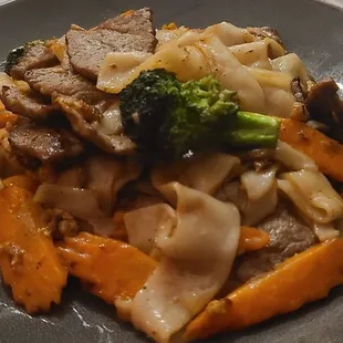 Pad See Ew with Beef
