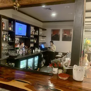 sushi and sashimi, interior