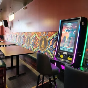 Want to win Dollars along with  Drinks and Food