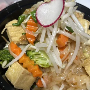 ramen and noodles, food