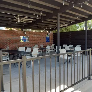 Patio - no direct entrance into restaurant seen. Does have TV.
