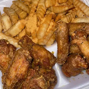 chicken, fried chicken wings, chicken wings and fried chicken, poultry, bbq chicken, bbq wings, food, fried chicken, chicken wings
