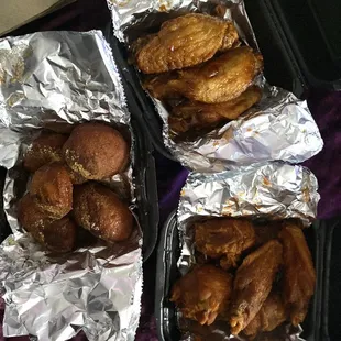 Honey habanero traditional wings x Hot traditional wings x Deep fried biscuits