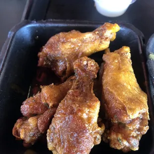 Lemon pepper dry rub wings. So crunchy and yummy