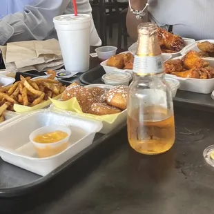 24 pc, buns and cheese fries