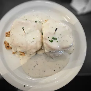 Chicken and black pepper gravy